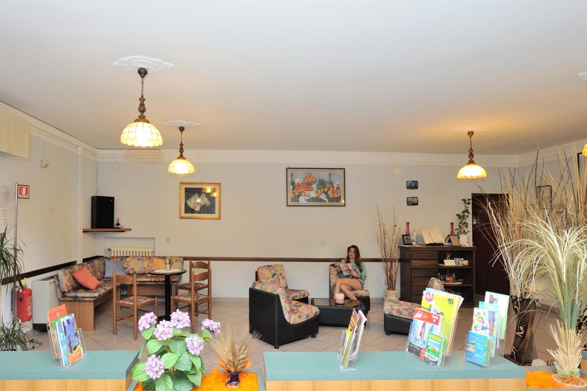Hotel Lidia Alba Adriatica Eksteriør bilde