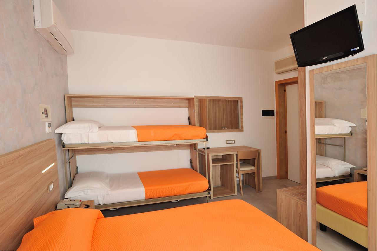 Hotel Lidia Alba Adriatica Eksteriør bilde